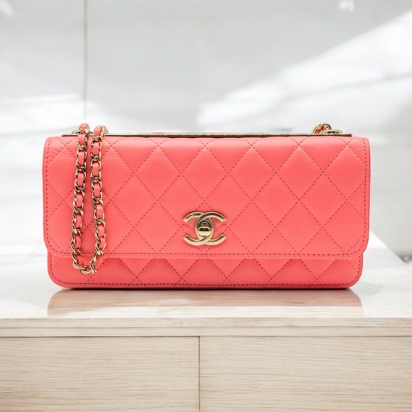 Chanel Wide Trendy CC Wallet on Chain Hot Pink Lambskin Leather RARE Rainbow! - Picture 13 of 16
